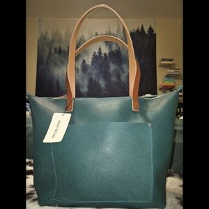 Portland Leather Goods Large AP Zippered Seaglass Tote with tandles.